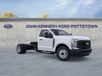 2026 Ford Super Duty F-350 DRW XL 2WD Reg Cab 169 WB 84 CA