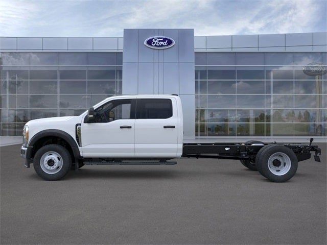 2026 Ford Super Duty F-550 DRW XL 4WD Crew Cab 203 WB 84 CA