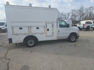 2026 Ford E-Series Cutaway E-350 SRW 138 WB