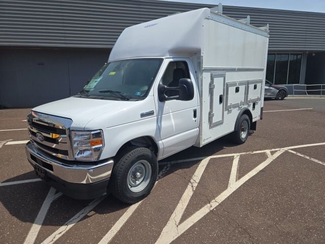 2026 Ford E-Series Cutaway E-350 SRW 138 WB