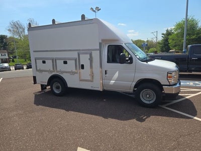 2026 Ford E-Series Cutaway E-350 SRW 138 WB