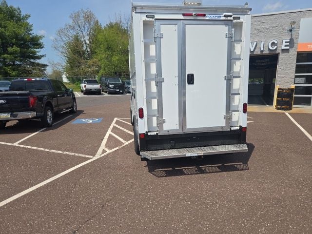 2026 Ford E-Series Cutaway E-350 SRW 138 WB