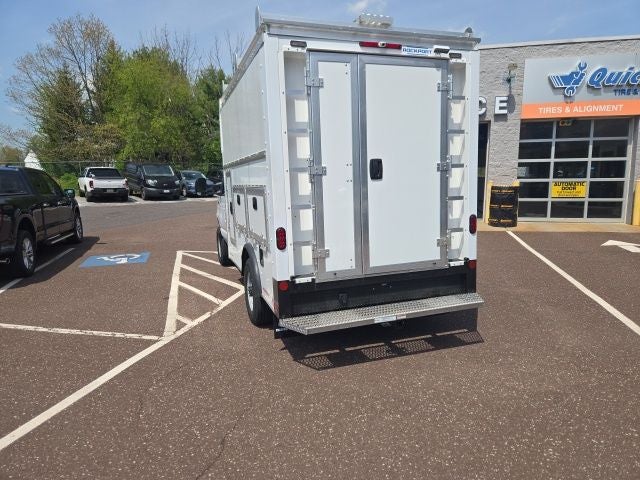 2026 Ford E-Series Cutaway E-350 SRW 138 WB