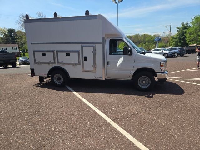 2026 Ford E-Series Cutaway E-350 SRW 138 WB