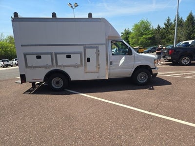 2026 Ford E-Series Cutaway E-350 SRW 138 WB