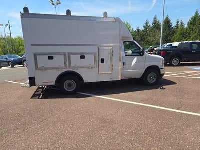 2026 Ford E-Series Cutaway E-350 SRW 138 WB