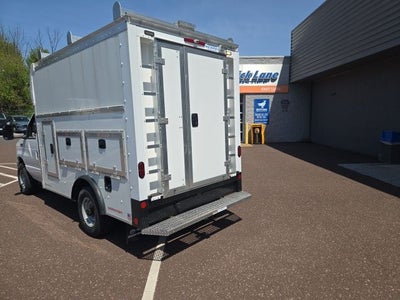 2026 Ford E-Series Cutaway E-350 SRW 138 WB