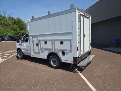 2026 Ford E-Series Cutaway E-350 SRW 138 WB