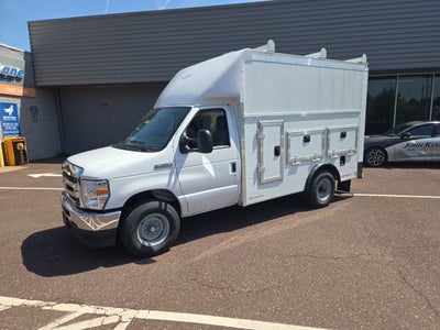 2026 Ford E-Series Cutaway E-350 SRW 138 WB