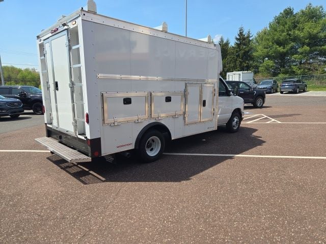 2026 Ford E-Series Cutaway E-350 SRW 158 WB