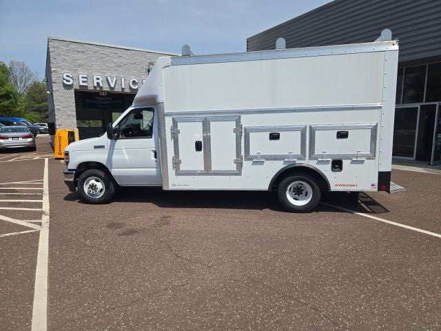 2026 Ford E-Series Cutaway E-350 SRW 158 WB