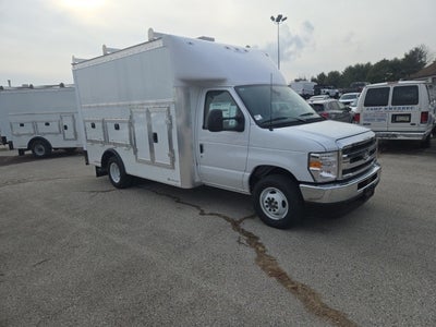 2026 Ford E-Series Cutaway E-350 SRW 158 WB