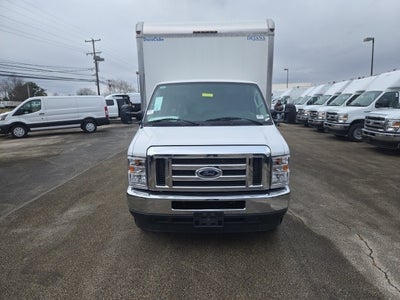 2025 Ford E-Series Cutaway E-450 DRW 176 WB