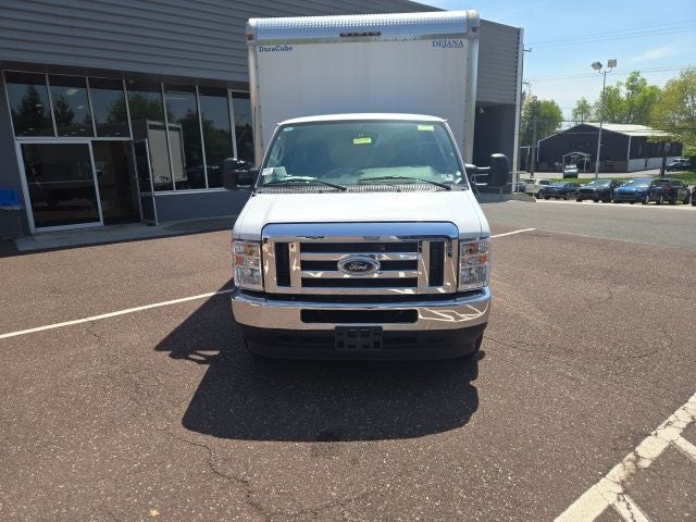 2025 Ford E-Series Cutaway E-450 DRW 158 WB