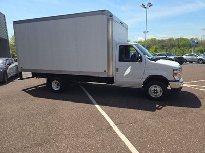 2025 Ford E-Series Cutaway E-450 DRW 158 WB