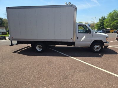 2025 Ford E-Series Cutaway E-450 DRW 158 WB