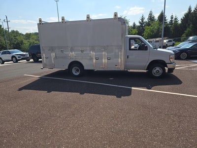 2026 Ford E-Series Cutaway E-450 DRW 158 WB