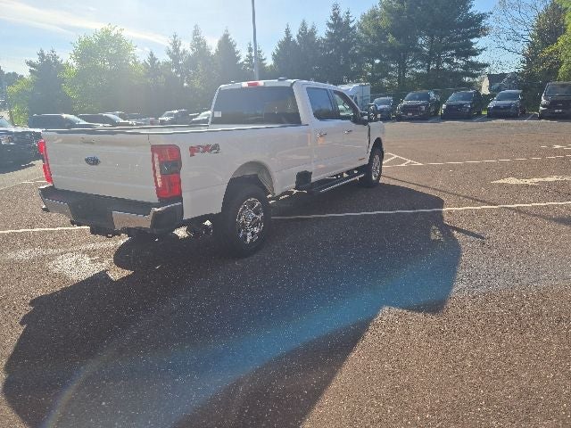 2026 Ford Super Duty F-250 SRW LARIAT 4WD Crew Cab 8' Box