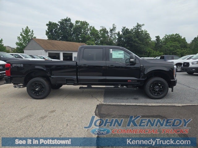 2025 Ford Super Duty F-250 SRW XL 4WD Crew Cab 6.75' Box