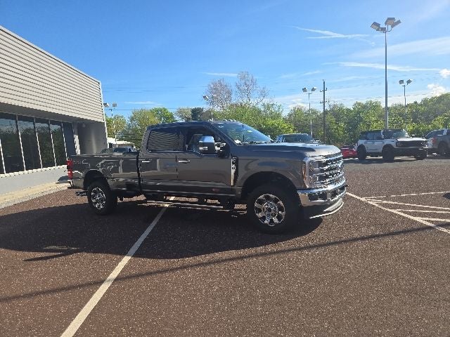 2026 Ford Super Duty F-250 SRW LARIAT 4WD Crew Cab 8' Box