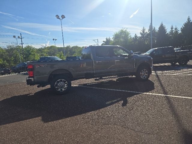 2026 Ford Super Duty F-250 SRW LARIAT 4WD Crew Cab 8' Box