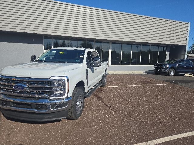 2026 Ford Super Duty F-250 SRW LARIAT 4WD Crew Cab 6.75' Box