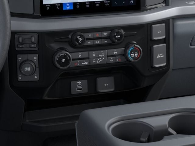 2026 Ford Super Duty F-350 SRW XLT 4WD Crew Cab 6.75' Box