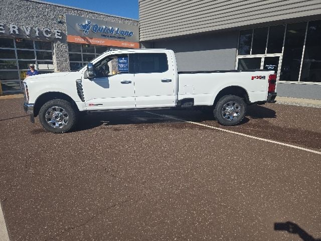 2026 Ford Super Duty F-350 SRW King Ranch 4WD Crew Cab 8' Box