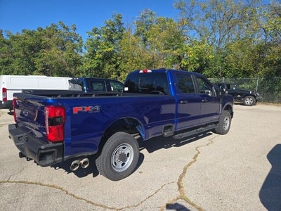 2026 Ford Super Duty F-350 SRW XL 4WD Crew Cab 6.75' Box