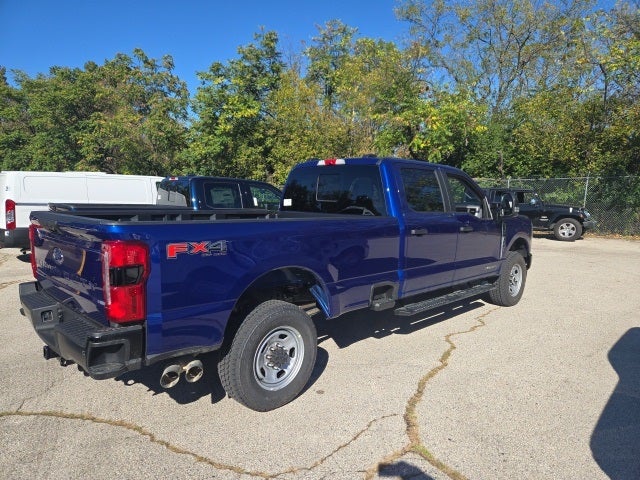2026 Ford Super Duty F-350 SRW XL 4WD Crew Cab 6.75' Box