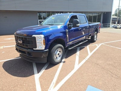 2026 Ford Super Duty F-350 SRW XL 4WD Crew Cab 6.75' Box