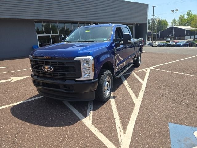 2026 Ford Super Duty F-350 SRW XL 4WD Crew Cab 6.75' Box