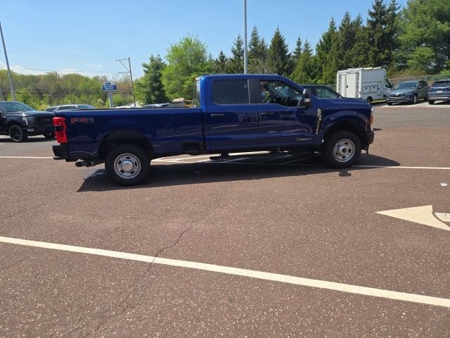 2026 Ford Super Duty F-350 SRW XL 4WD Crew Cab 6.75' Box