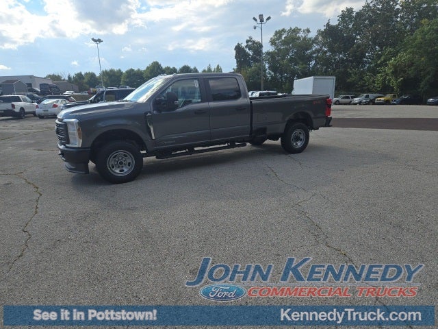 2026 Ford Super Duty F-350 SRW XL 4WD Crew Cab 6.75' Box