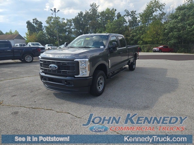 2026 Ford Super Duty F-350 SRW XL 4WD Crew Cab 6.75' Box