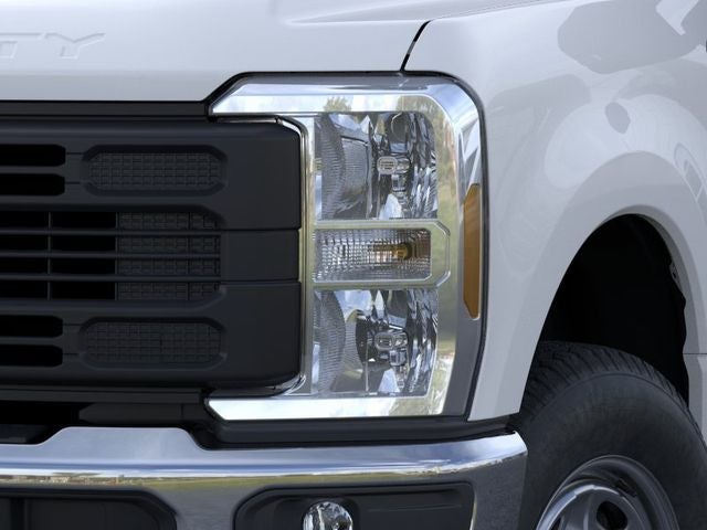 2026 Ford Super Duty F-250 SRW XL 4WD Reg Cab 8' Box