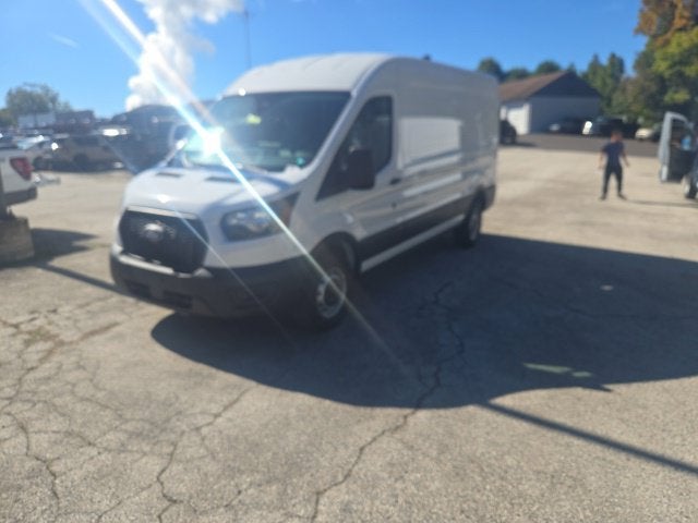 2027 Ford Transit Cargo Van T-250 148 Med Rf 9150 GVWR RWD