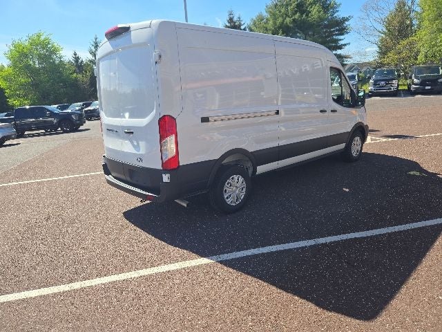 2026 Ford Transit Cargo Van T-250 148 Med Rf 9150 GVWR RWD