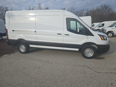 2026 Ford Transit Cargo Van T-250 148 Med Rf 9150 GVWR RWD