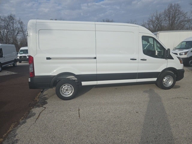 2026 Ford Transit Cargo Van T-250 148 Med Rf 9150 GVWR RWD