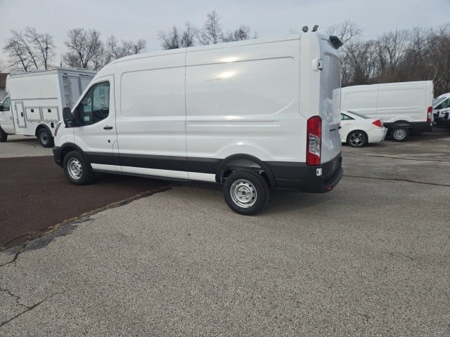 2026 Ford Transit Cargo Van T-250 148 Med Rf 9150 GVWR RWD