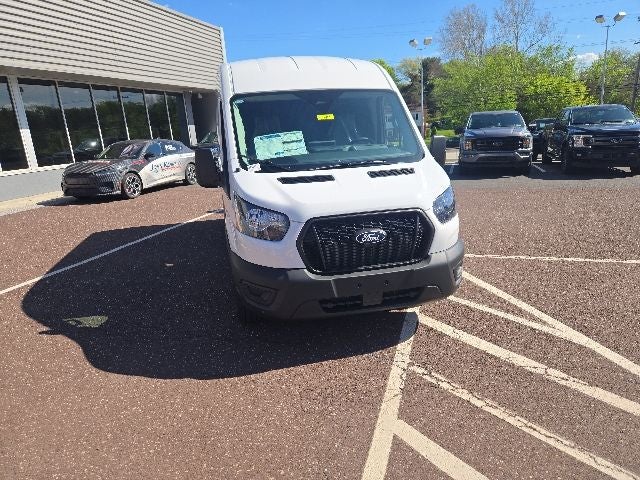 2026 Ford Transit Cargo Van T-250 148 Med Rf 9150 GVWR RWD