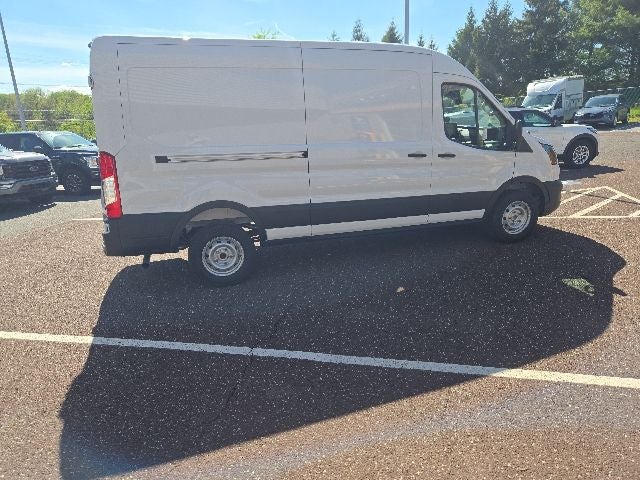 2026 Ford Transit Cargo Van T-250 148 Med Rf 9150 GVWR RWD