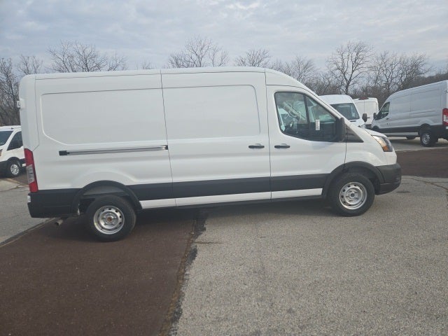 2026 Ford Transit Cargo Van T-250 148 Med Rf 9150 GVWR RWD