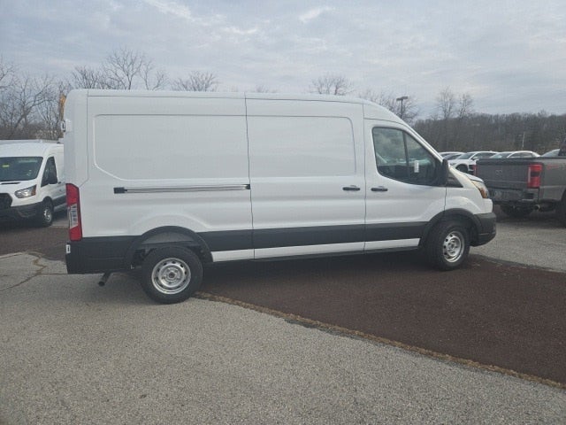 2026 Ford Transit Cargo Van T-250 148 Med Rf 9150 GVWR RWD