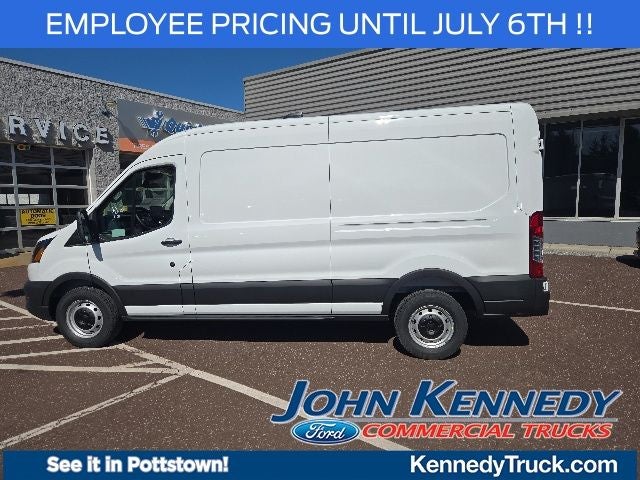 2026 Ford Transit Cargo Van T-250 148 Med Rf 9150 GVWR RWD