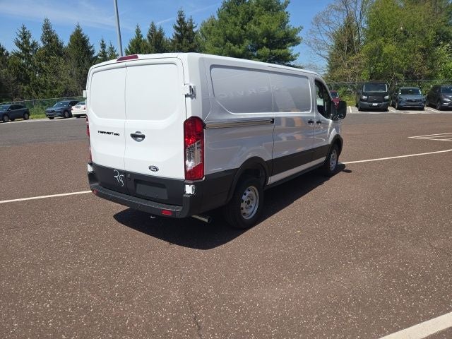 2026 Ford Transit Cargo Van T-250 130 Low Rf 9150 GVWR RWD