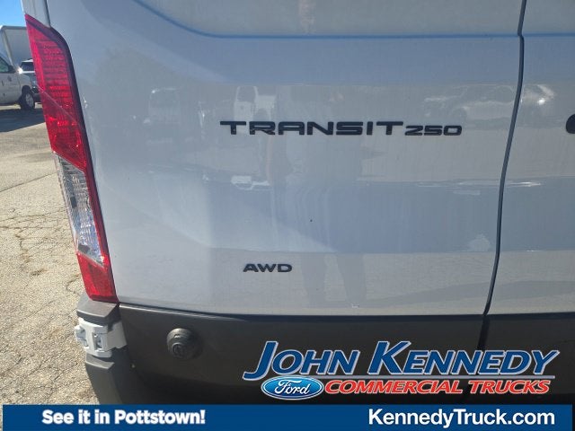 2026 Ford Transit Cargo Van T-250 148 Med Rf 9150 GVWR AWD