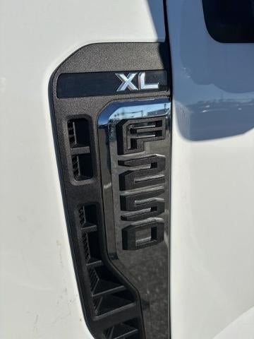 2026 Ford Super Duty F-250 SRW XL 4WD Reg Cab 8' Box