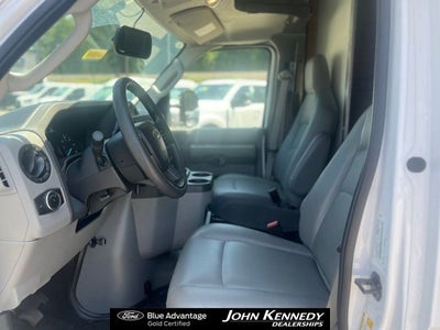 2025 Ford E-350SD Base Cutaway